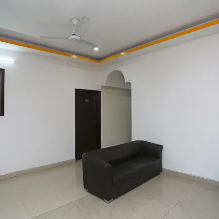 Hotel Oyo 14791 Homeystay Comfort